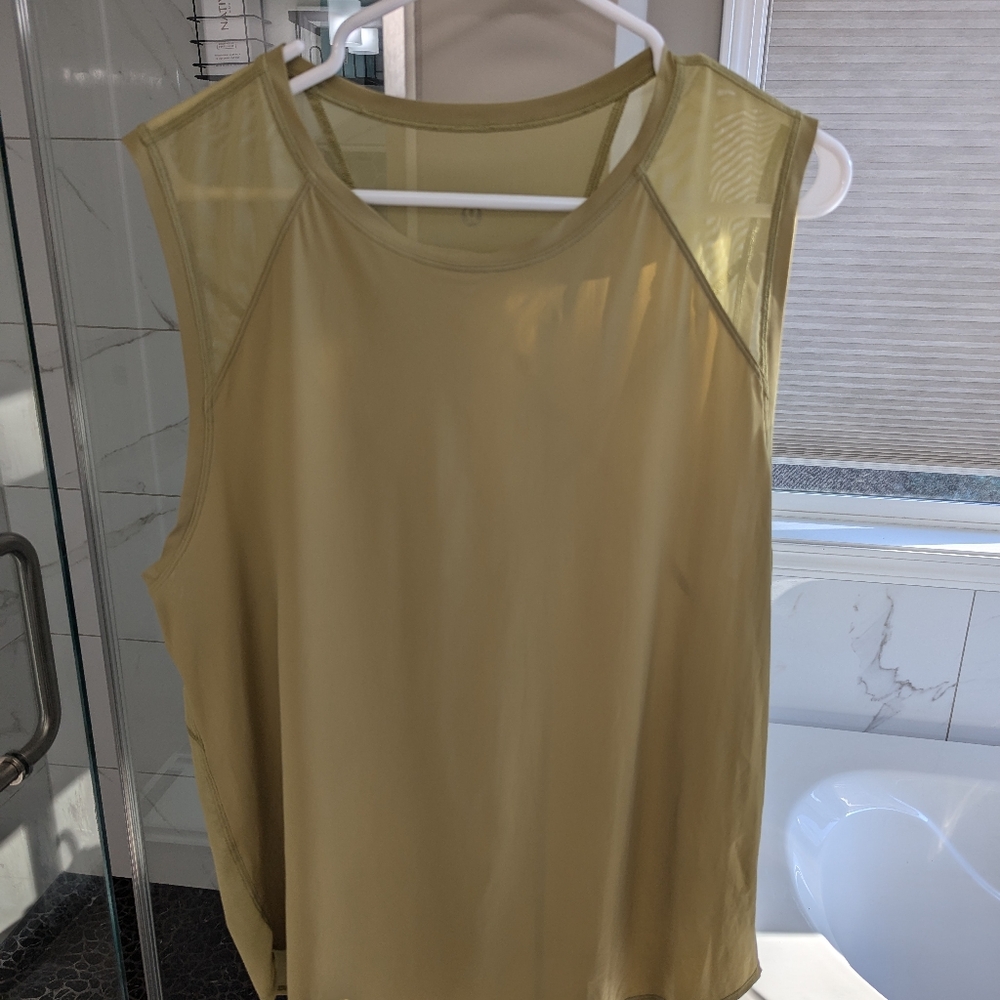 Lululemon Airy Breakaway Tank